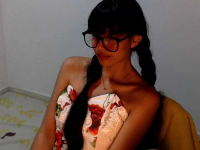 meganmiauu live cam on BongaCams