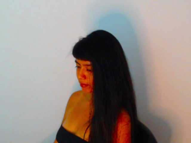 meganmiauu live cam on BongaCams