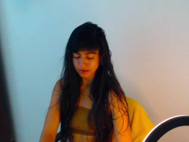 meganmiauu live cam on BongaCams