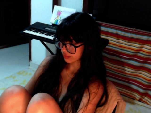 meganmiauu live cam on BongaCams