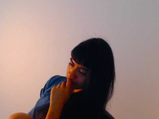 meganmiauu live cam on BongaCams