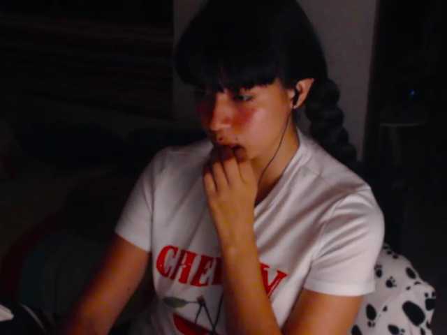 meganmiauu, en directo ahora en BongaCams