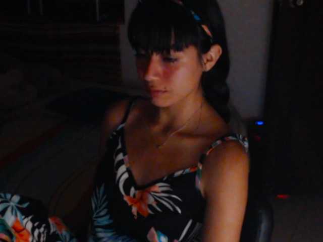 meganmiauu live cam preview