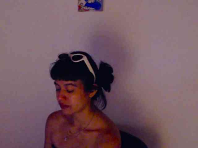 meganmiauu webcam