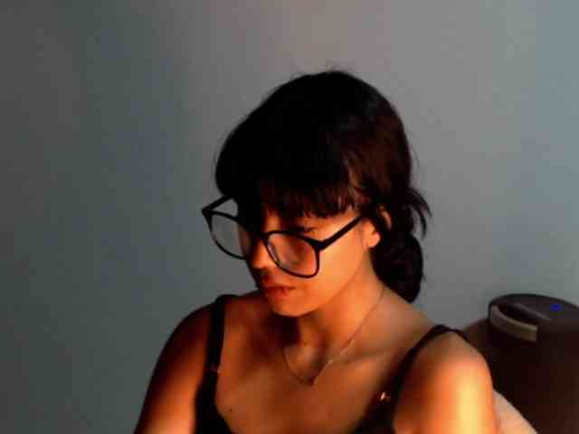 meganmiauu webcam