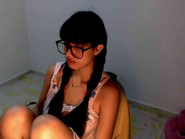 meganmiauu webcam