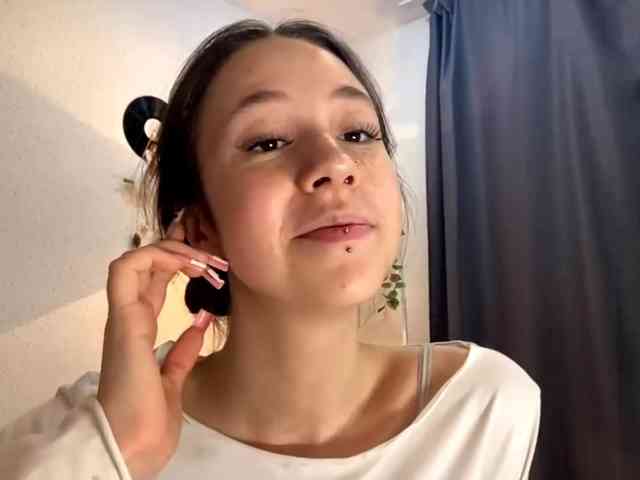 GiuseppinaJemmott webcam