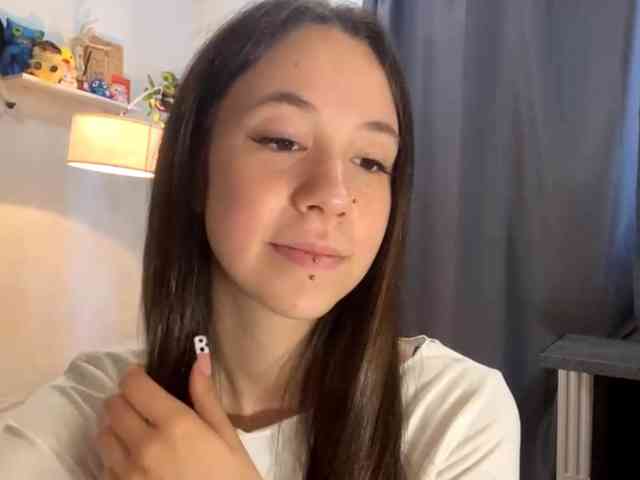 GiuseppinaJemmott webcam