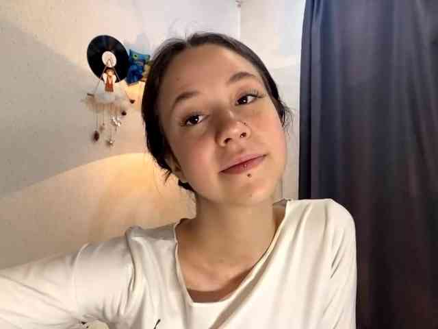 GiuseppinaJemmott webcam