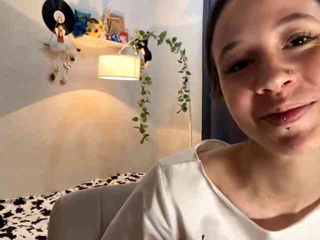 GiuseppinaJemmott webcam