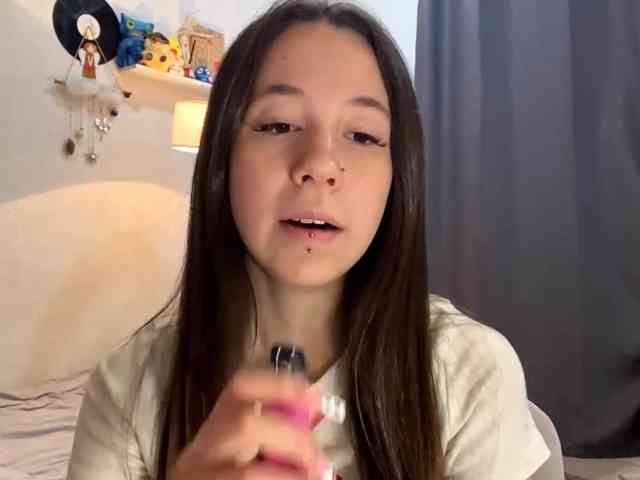 GiuseppinaJemmott webcam