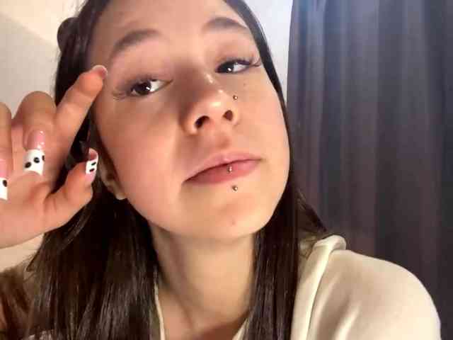 GiuseppinaJemmot... Live Webcam on BongaCams