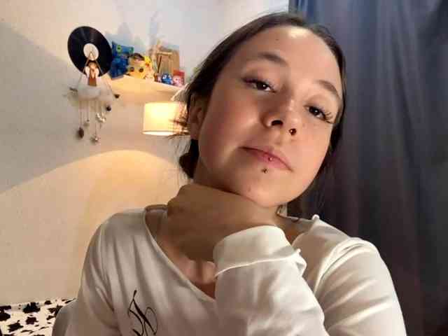 GiuseppinaJemmott webcam