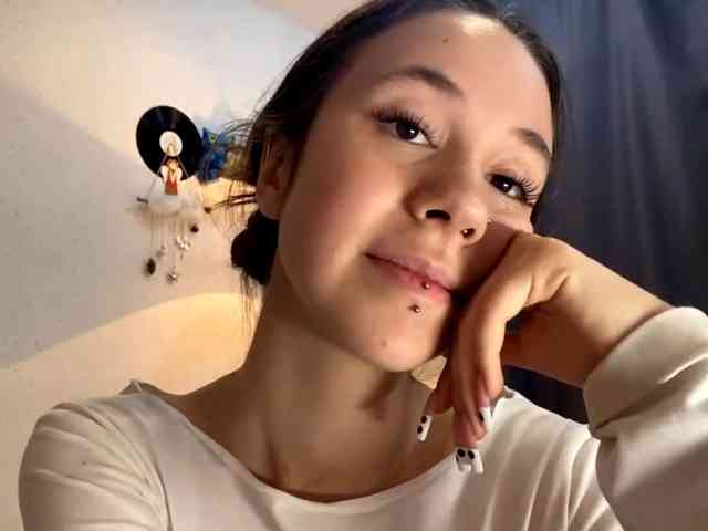 GiuseppinaJemmott webcam
