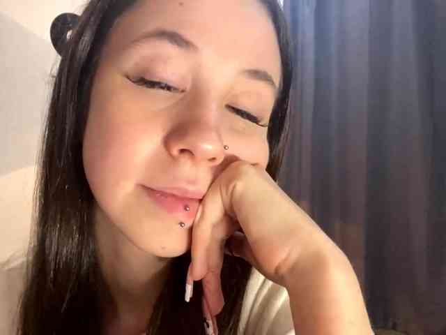 GiuseppinaJemmot... Live Webcam on BongaCams