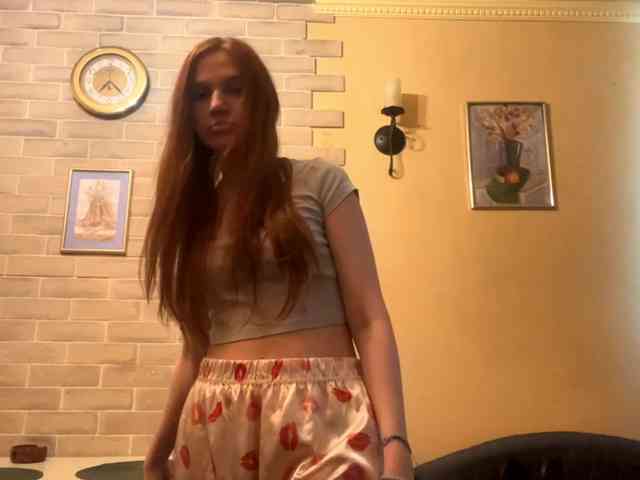 Modelo: CherrieHickory