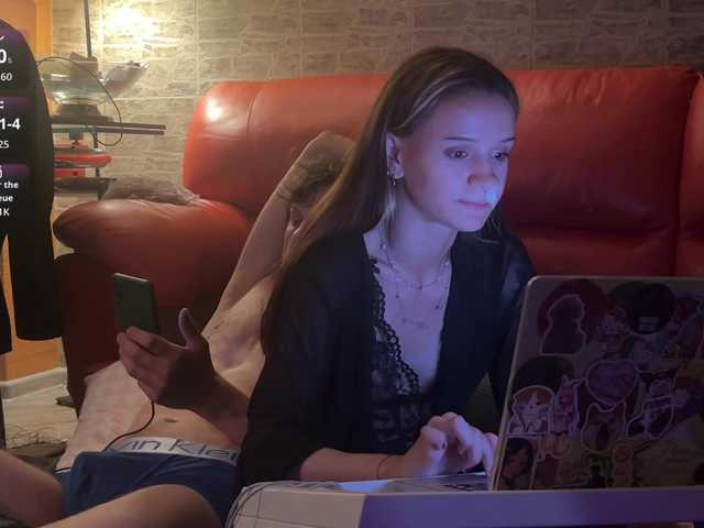 Sof-Seny4ka live cam on BongaCams