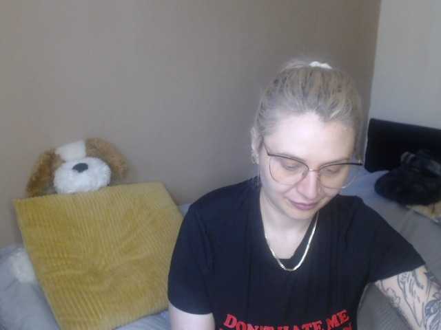 BlueIvy69 live cam on BongaCams