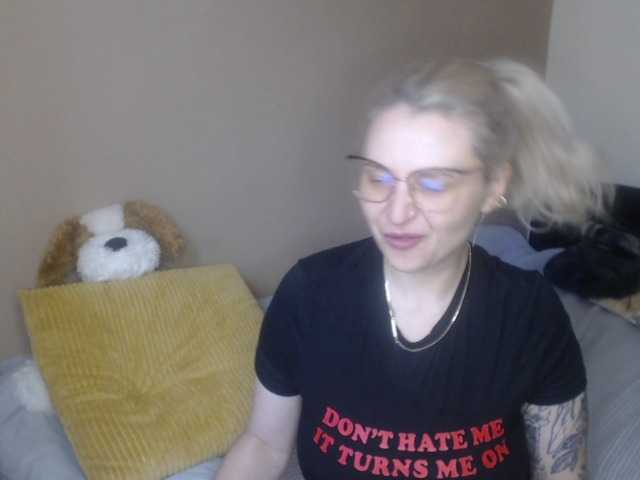 BlueIvy69 live cam preview