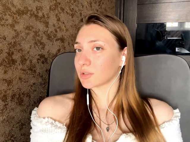 MyrticeDollen live cam on BongaCams