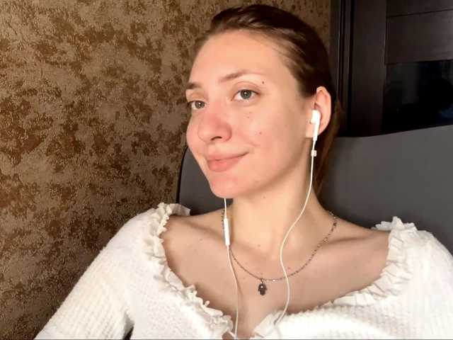 MyrticeDollen live cam on BongaCams