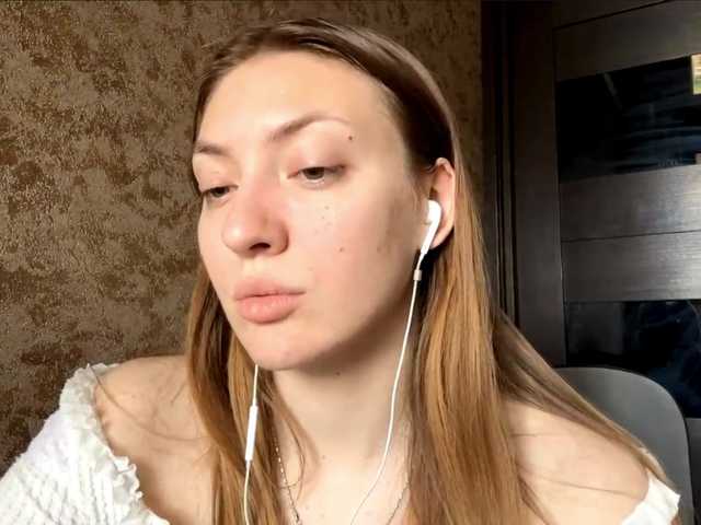 MyrticeDollen live cam on BongaCams