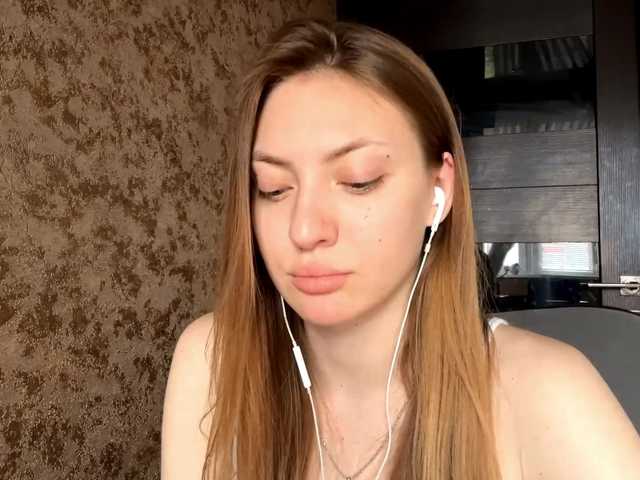 MyrticeDollen live cam on BongaCams
