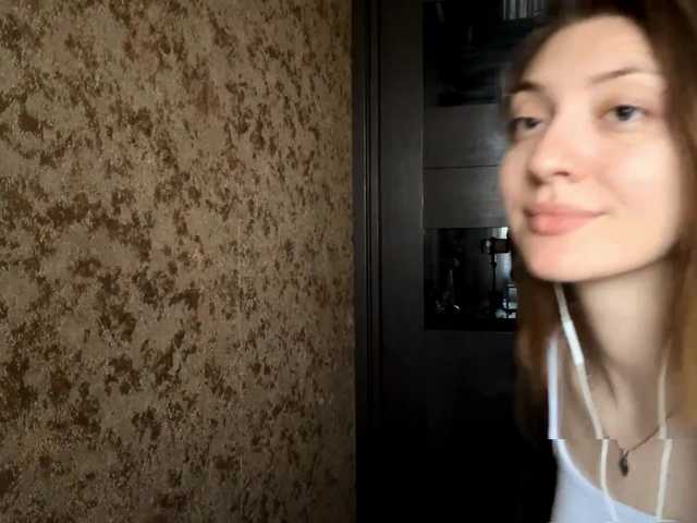 MyrticeDollen live cam on BongaCams
