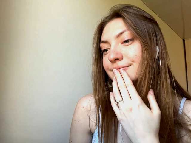 MyrticeDollen live cam on BongaCams