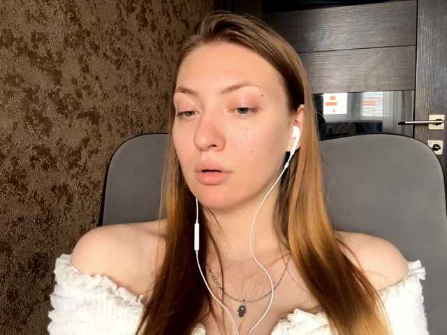 MyrticeDollen live cam on BongaCams