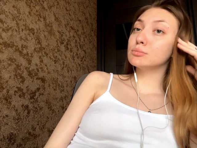 MyrticeDollen live cam on BongaCams