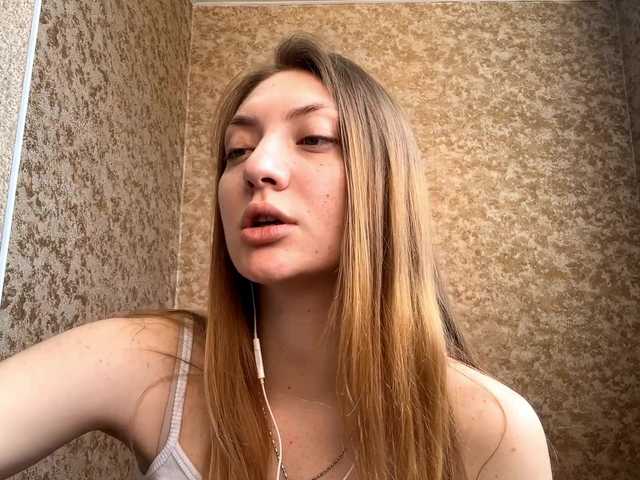 MyrticeDollen live cam on BongaCams
