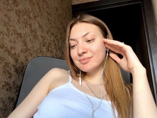 MyrticeDollen live cam on BongaCams
