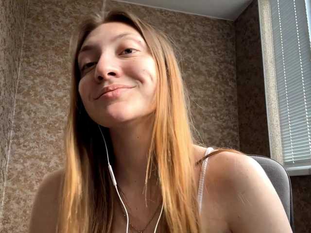 MyrticeDollen live cam on BongaCams