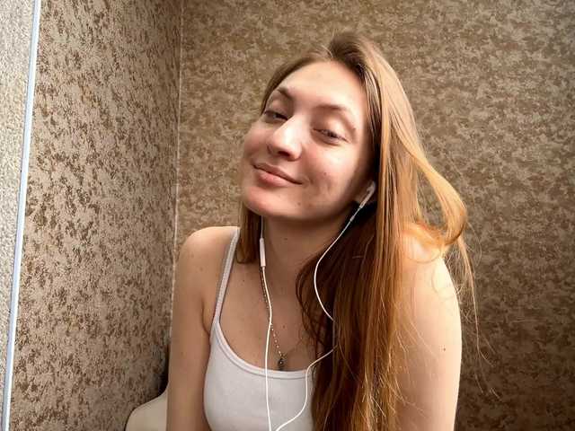 MyrticeDollen live cam on BongaCams