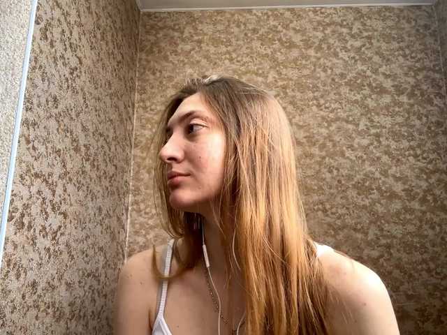 MyrticeDollen live cam on BongaCams