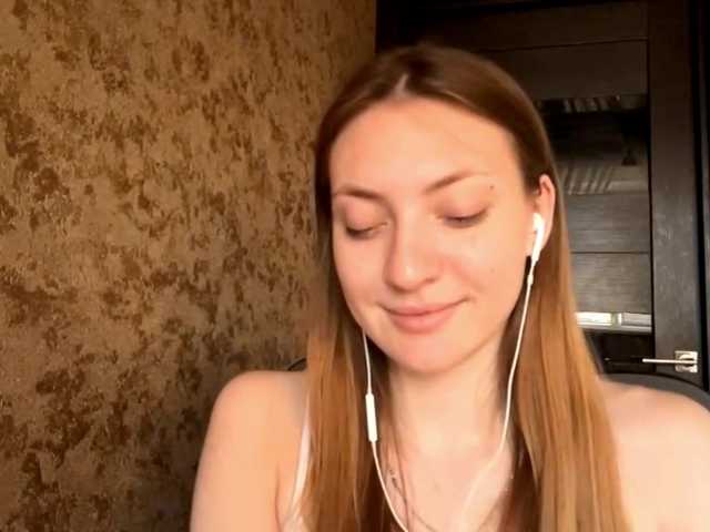 MyrticeDollen live cam on BongaCams