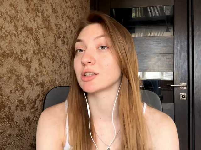 MyrticeDollen live cam on BongaCams