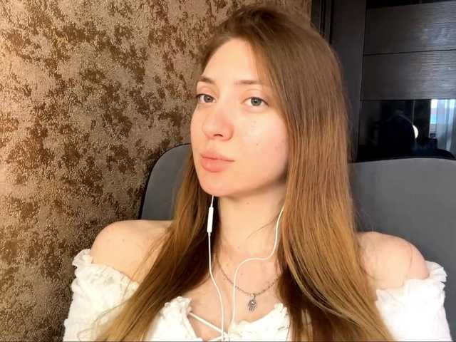 MyrticeDollen live cam on BongaCams