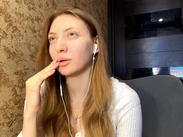 MyrticeDollen live cam on BongaCams