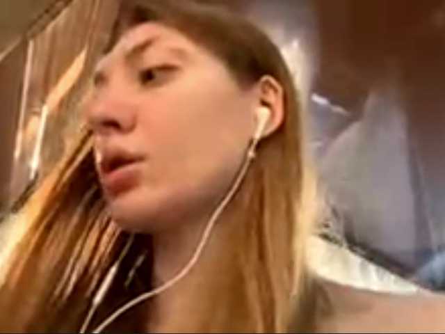 MyrticeDollen live cam on BongaCams