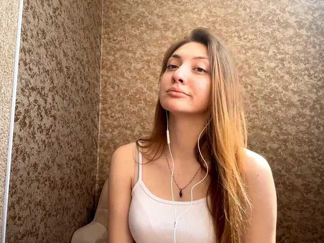 MyrticeDollen live cam on BongaCams