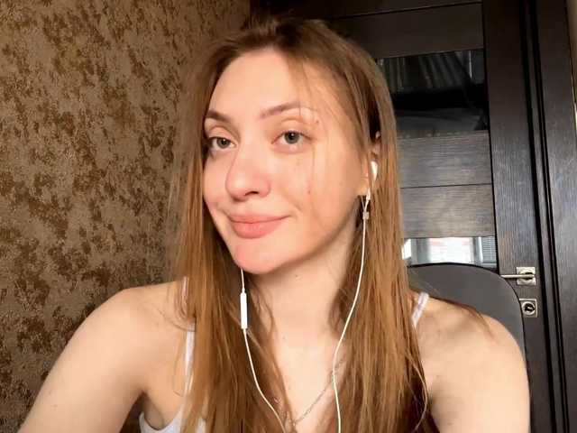 MyrticeDollen live cam on BongaCams