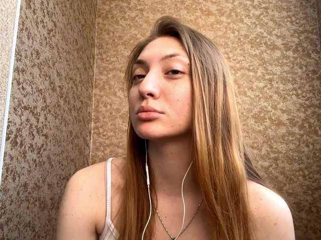 MyrticeDollen live cam on BongaCams