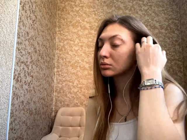 MyrticeDollen live cam on BongaCams