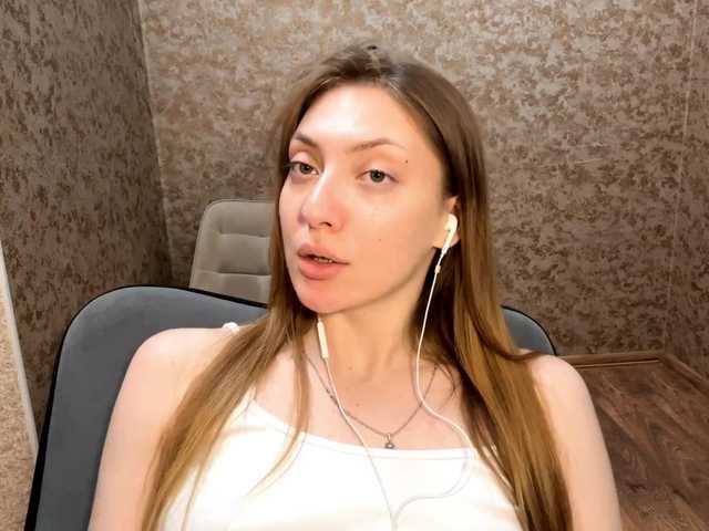 MyrticeDollen live cam on BongaCams