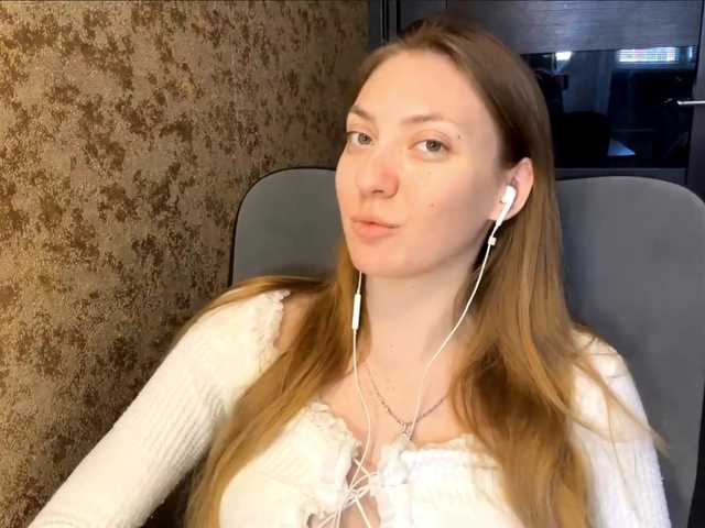 MyrticeDollen live cam on BongaCams