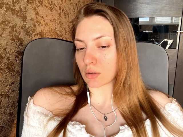 MyrticeDollen live cam on BongaCams