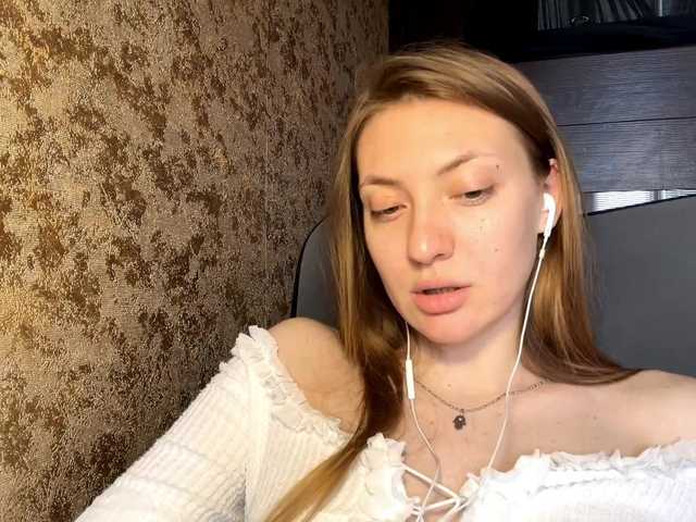 MyrticeDollen live cam on BongaCams