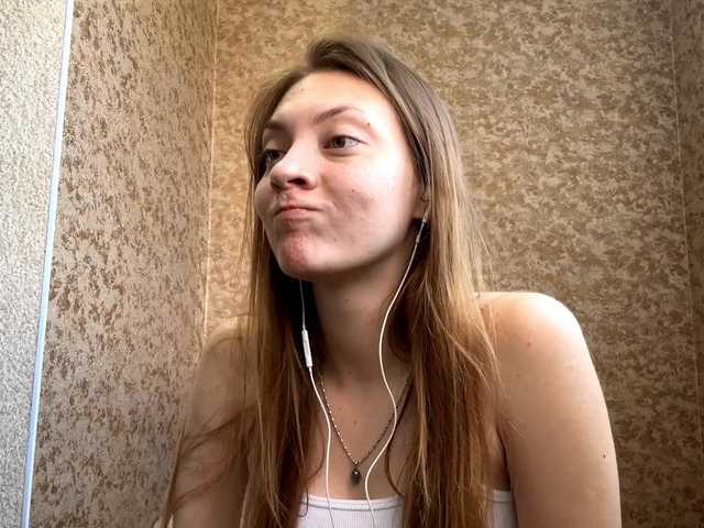 MyrticeDollen live cam on BongaCams
